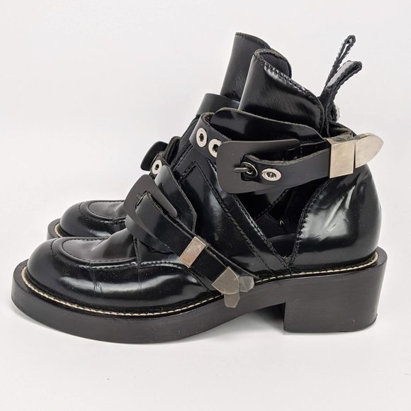 SOLDBalenciaga Ceinture Buckle Cut Out Ankle Boots - Picture 3 of 8